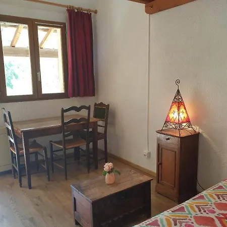 Domaine D'avallon - Petit Tibet Au Coeur Des Alpes Apartment